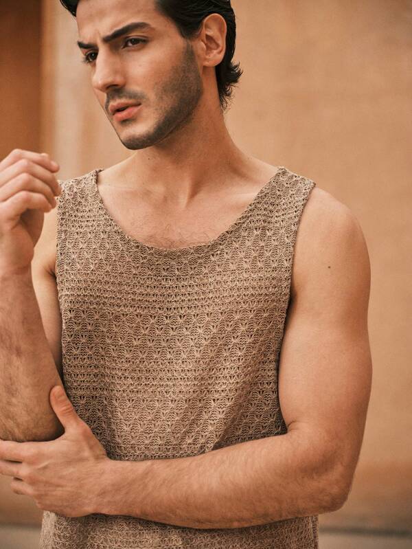 Men's knitted casual hollow solid color mesh sleeveless vest, suitable for summer and vacation Men's knitted casual hollow solid color mesh sleeveless vest, suitable for summer and vacation