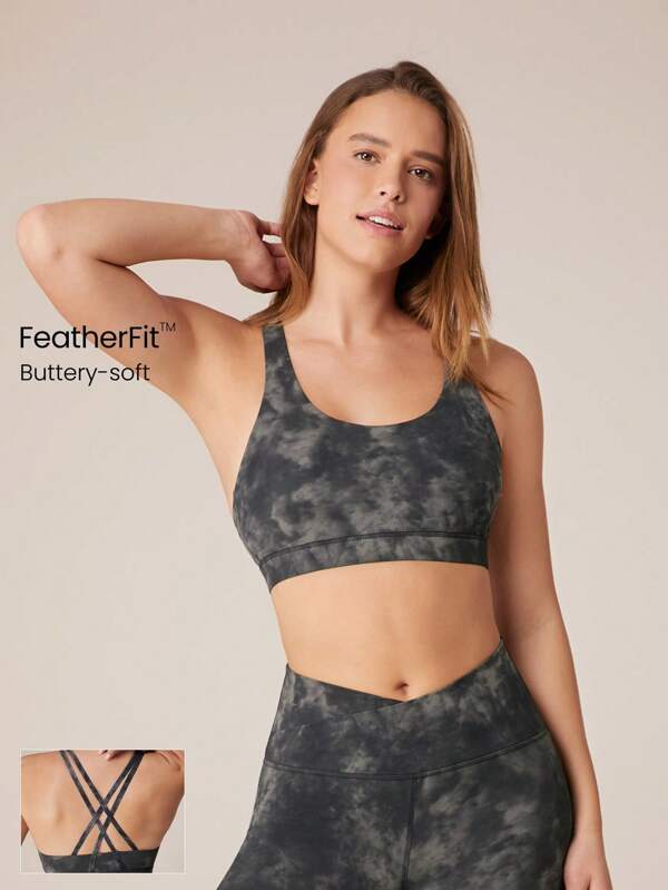 Cross strap sports bra